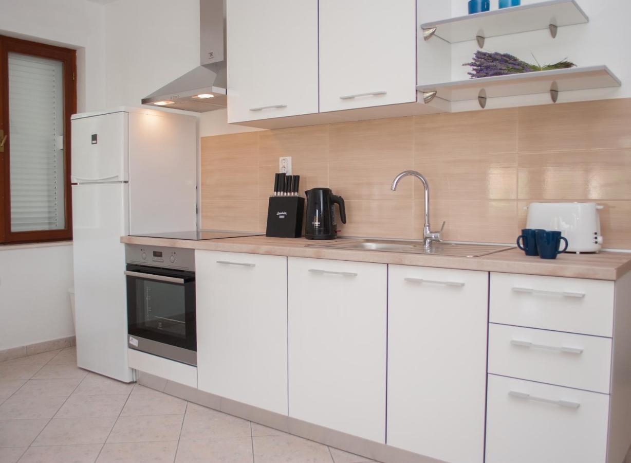 Apartments Dilk วิส ภายนอก รูปภาพ